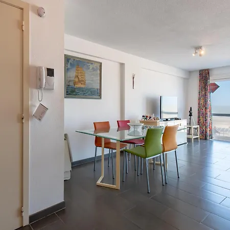 In Belgium With Stunning Sea View Apartment Ostend