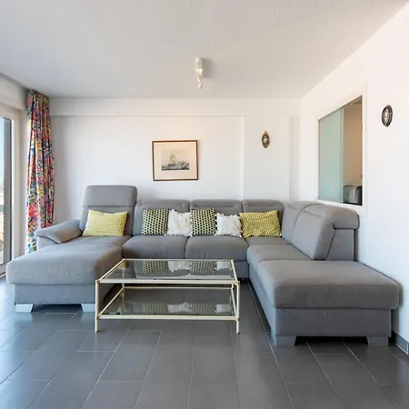 In Belgium With Stunning Sea View Apartament *